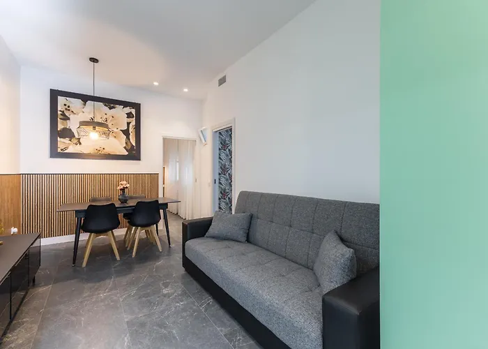XIII De Octubre Apartment