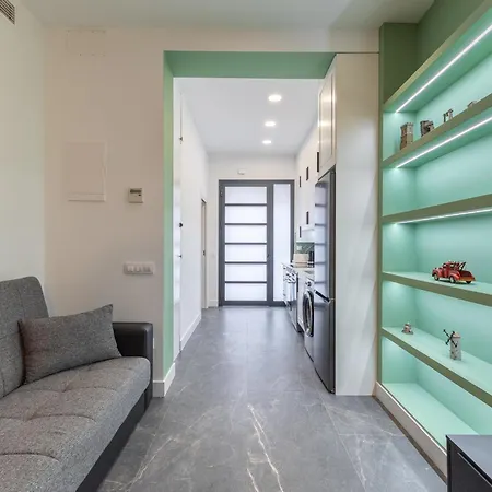 XIII De Octubre Apartment Madrid Exterior photo